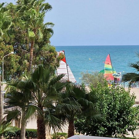 Apartamento Dos Habitaciones, Frente A La Playa, Benicassim Bagian luar foto