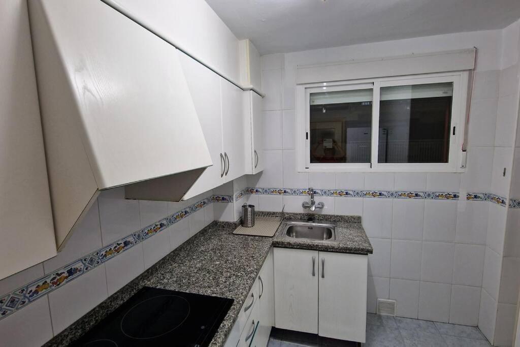 Apartamento Dos Habitaciones, Frente A La Playa, Benicassim Bagian luar foto