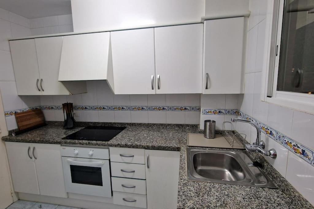 Apartamento Dos Habitaciones, Frente A La Playa, Benicassim Bagian luar foto