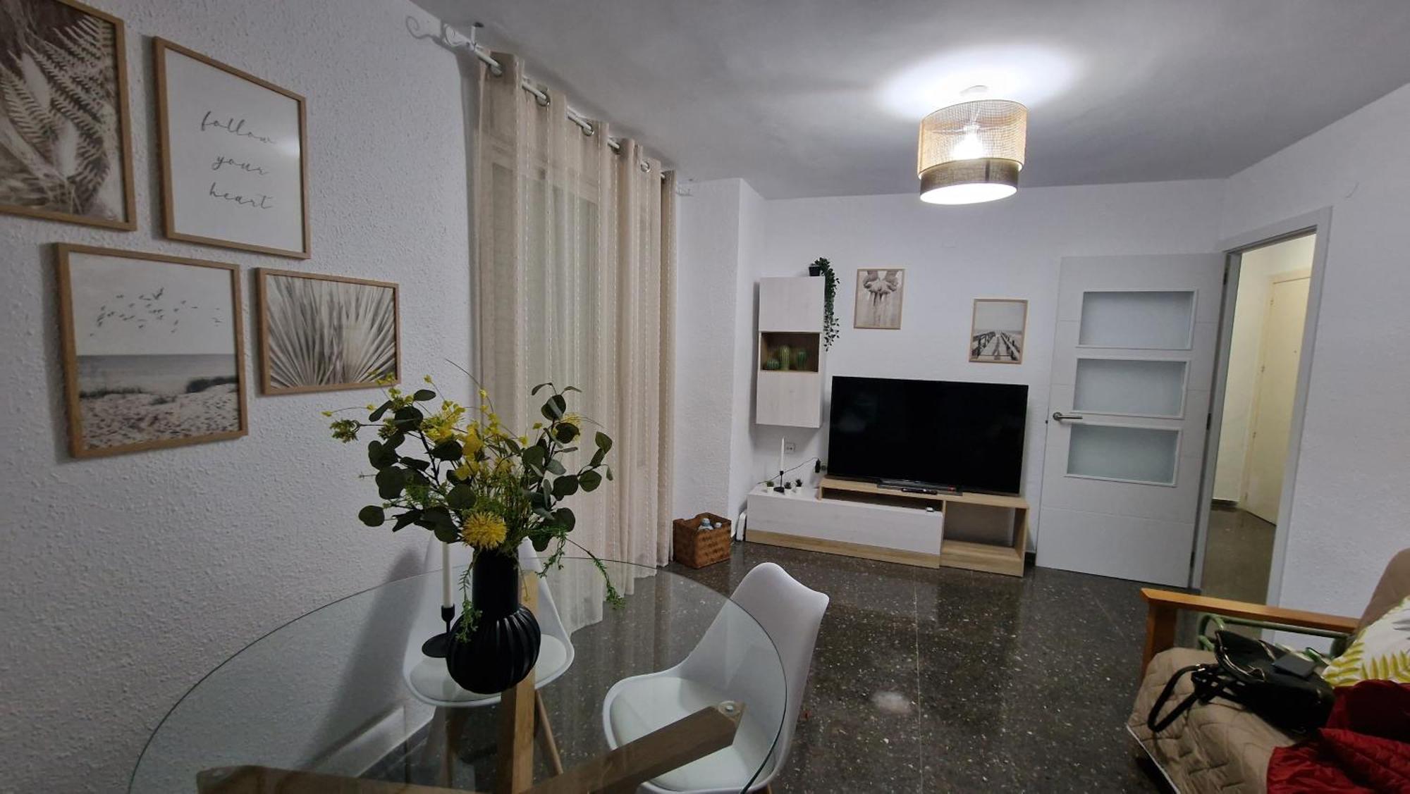 Apartamento Dos Habitaciones, Frente A La Playa, Benicassim Bagian luar foto